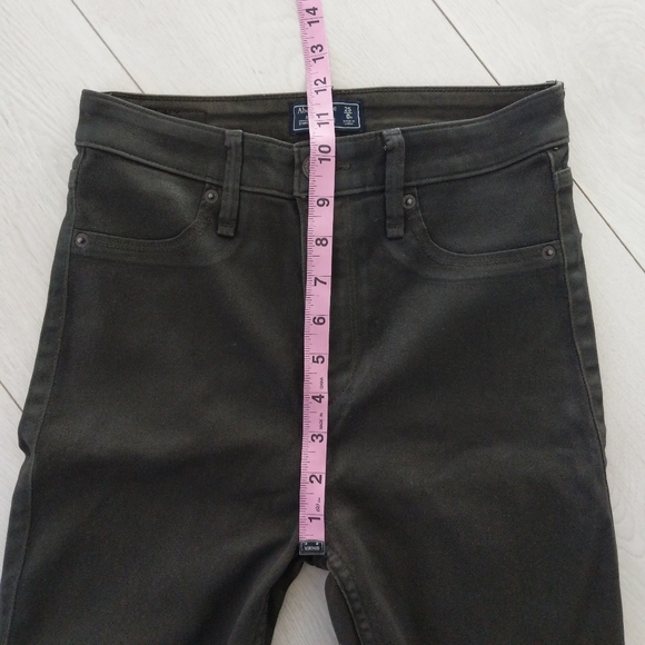 Abercrombie Simone High Rise Ankle Jeans Coated Green - Picture 5 of 11